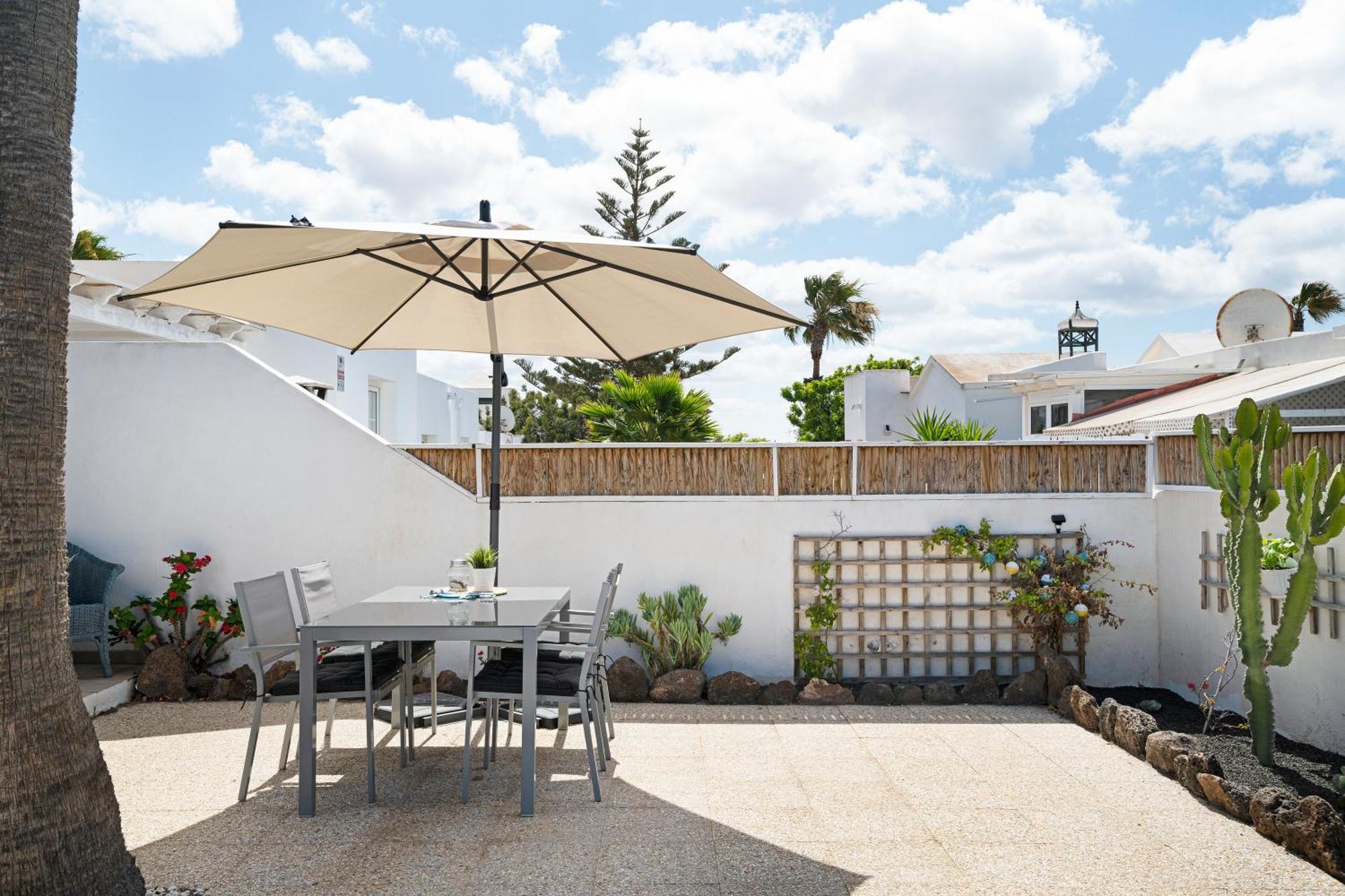Mi Casita Hotel Playa Blanca  Exterior photo